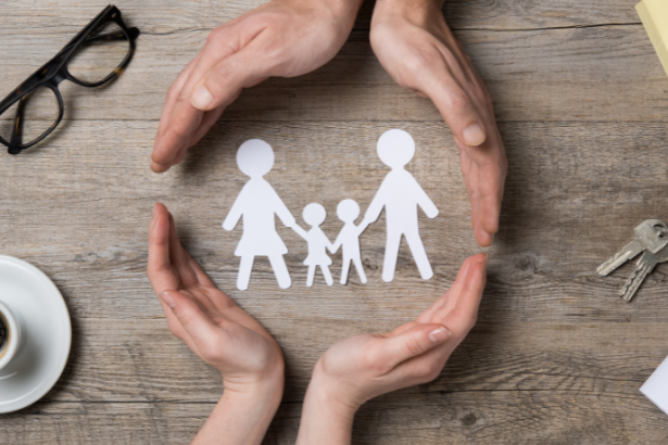 Hebron Costa Cruz de Oliveira explica como a sensibilidade fortalece vínculos e aprimora o cuidado em profissões humanas.