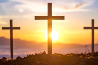 Jose Eduardo De Oliveira e Silva explora o papel do leigo na Igreja hoje, destacando sua importância na vivência comunitária e na fé prática.