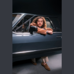 Non Stop destaca o lançamento do primeiro álbum de estúdio de Whindersson Nunes, “Se Eu Sofresse em 1985”. (Crédito: Allison Valentim)