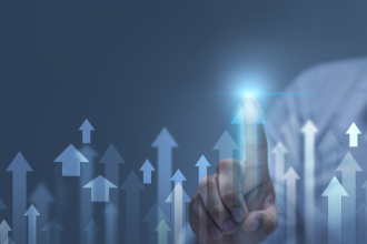 Transformar desafios cotidianos em aprendizado fortalece a visão estratégica do gestor, como destaca Alfredo Moreira Filho.