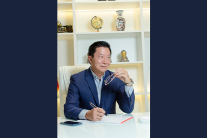 Milton Seigi Hayashi analisa as técnicas atuais de mastopexia e sua importância para sustentação duradoura.