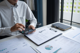 O custo de capital orientando decisões de investimento com Danilo Regis Fernando Pinto.